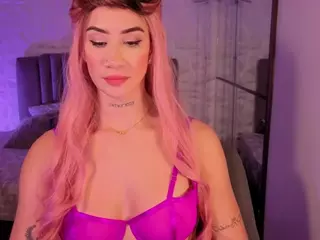 BriannaSalinas's Live Sex Cam Show