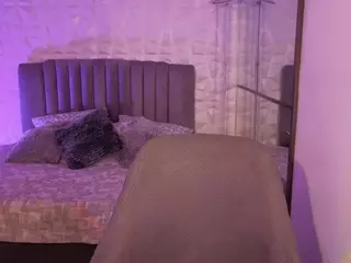 BriannaSalinas's Live Sex Cam Show