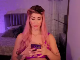 BriannaSalinas's Live Sex Cam Show