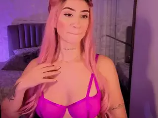 BriannaSalinas's Live Sex Cam Show