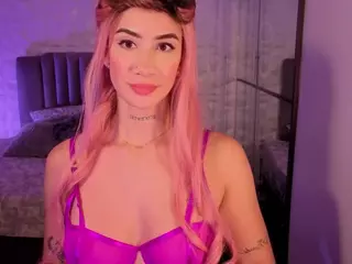 BriannaSalinas's Live Sex Cam Show