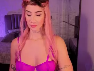 BriannaSalinas's Live Sex Cam Show
