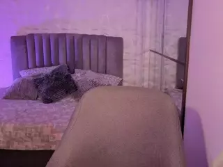 BriannaSalinas's Live Sex Cam Show