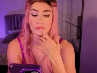 BriannaSalinas's Live Sex Cam Show