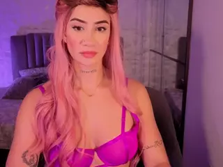 BriannaSalinas's Live Sex Cam Show
