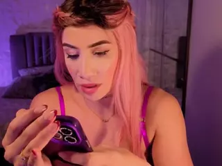 BriannaSalinas's Live Sex Cam Show