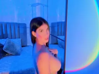 BriannaSalinas's Live Sex Cam Show
