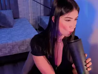 BriannaSalinas's Live Sex Cam Show