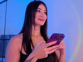 BriannaSalinas's Live Sex Cam Show