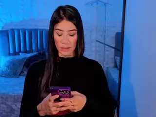BriannaSalinas's Live Sex Cam Show