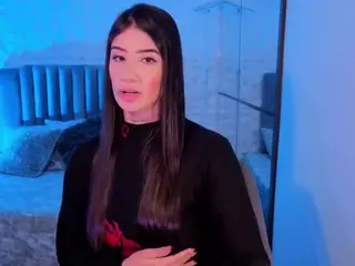 BriannaSalinas's Live Sex Cam Show