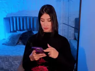 BriannaSalinas's Live Sex Cam Show