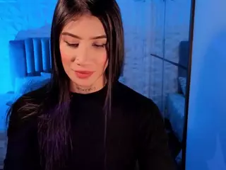 BriannaSalinas's Live Sex Cam Show