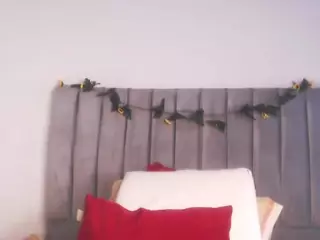 sabrina-mora's Live Sex Cam Show