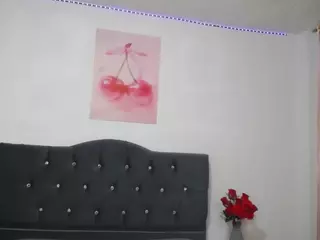 Emmily's Live Sex Cam Show