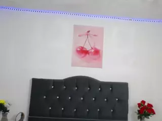 Emmily's Live Sex Cam Show