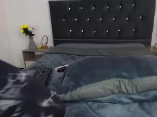 Emmily's Live Sex Cam Show