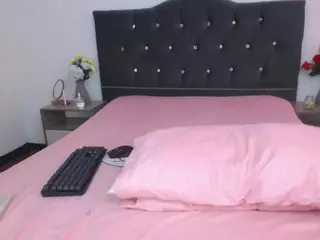 Emmily's Live Sex Cam Show