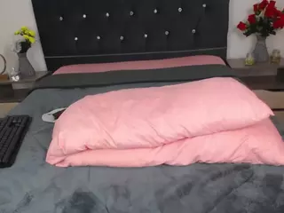 Emmily's Live Sex Cam Show