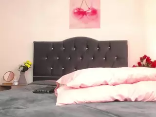 Emmily's Live Sex Cam Show