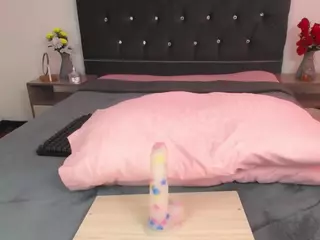 Emmily's Live Sex Cam Show