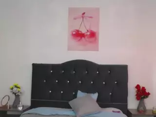 Emmily's Live Sex Cam Show