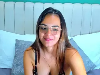 LUNALEEE's Live Sex Cam Show