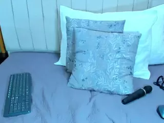 LUNALEEE's Live Sex Cam Show