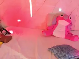 Evonye's Live Sex Cam Show