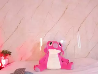 Evonye's Live Sex Cam Show