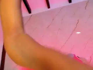 Evonye's Live Sex Cam Show