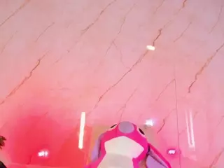 Evonye's Live Sex Cam Show