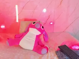 Evonye's Live Sex Cam Show
