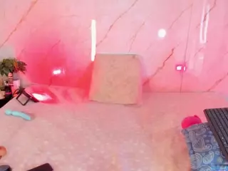 Evonye's Live Sex Cam Show