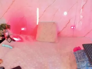 Evonye's Live Sex Cam Show