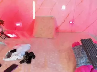 Evonye's Live Sex Cam Show