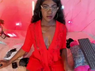 Evonye's Live Sex Cam Show
