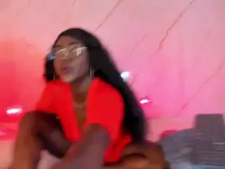 Evonye's Live Sex Cam Show