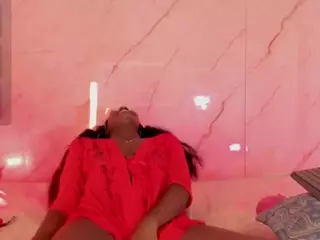 Evonye's Live Sex Cam Show