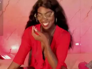 Evonye's Live Sex Cam Show