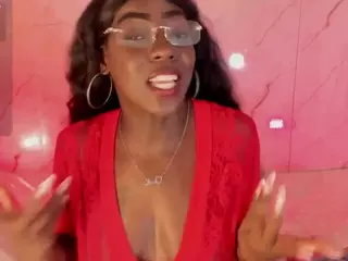 Evonye's Live Sex Cam Show