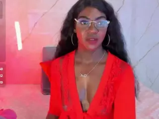 Evonye's Live Sex Cam Show