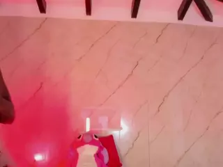 Evonye's Live Sex Cam Show