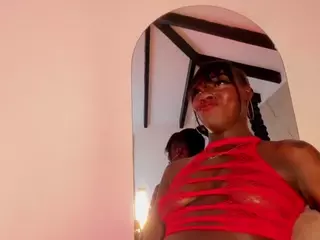 Evonye's Live Sex Cam Show