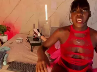 Evonye's Live Sex Cam Show
