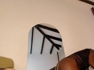 Evonye's Live Sex Cam Show