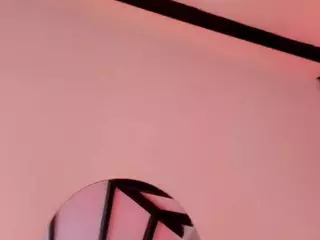 Evonye's Live Sex Cam Show