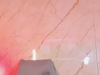 Evonye's Live Sex Cam Show