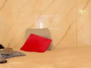 Evonye's Live Sex Cam Show
