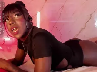 Evonye's Live Sex Cam Show